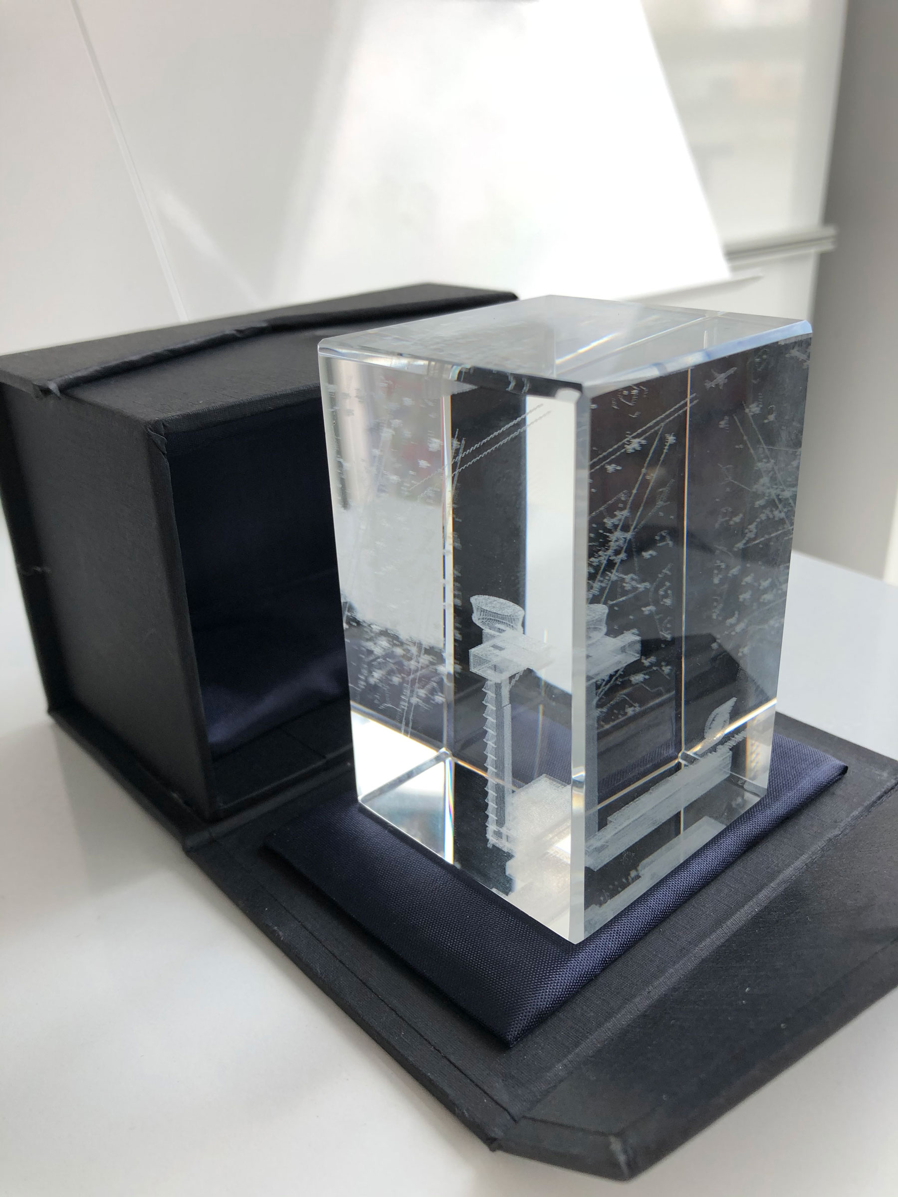 Kristallglasquader mit 3D Motiv
